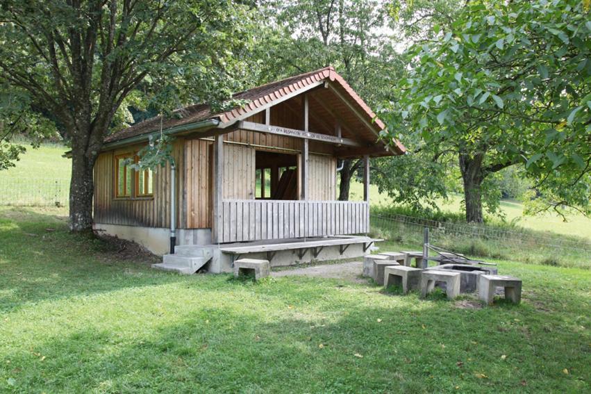 Hellmut-Wassmer-Jugendherberge Loerrach Extérieur photo